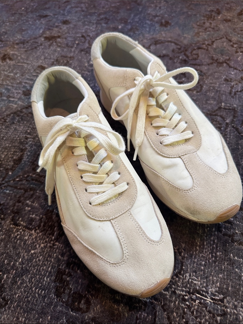 Everlane - Tread Women’s Neutral Cream Lace-Up Sneakers